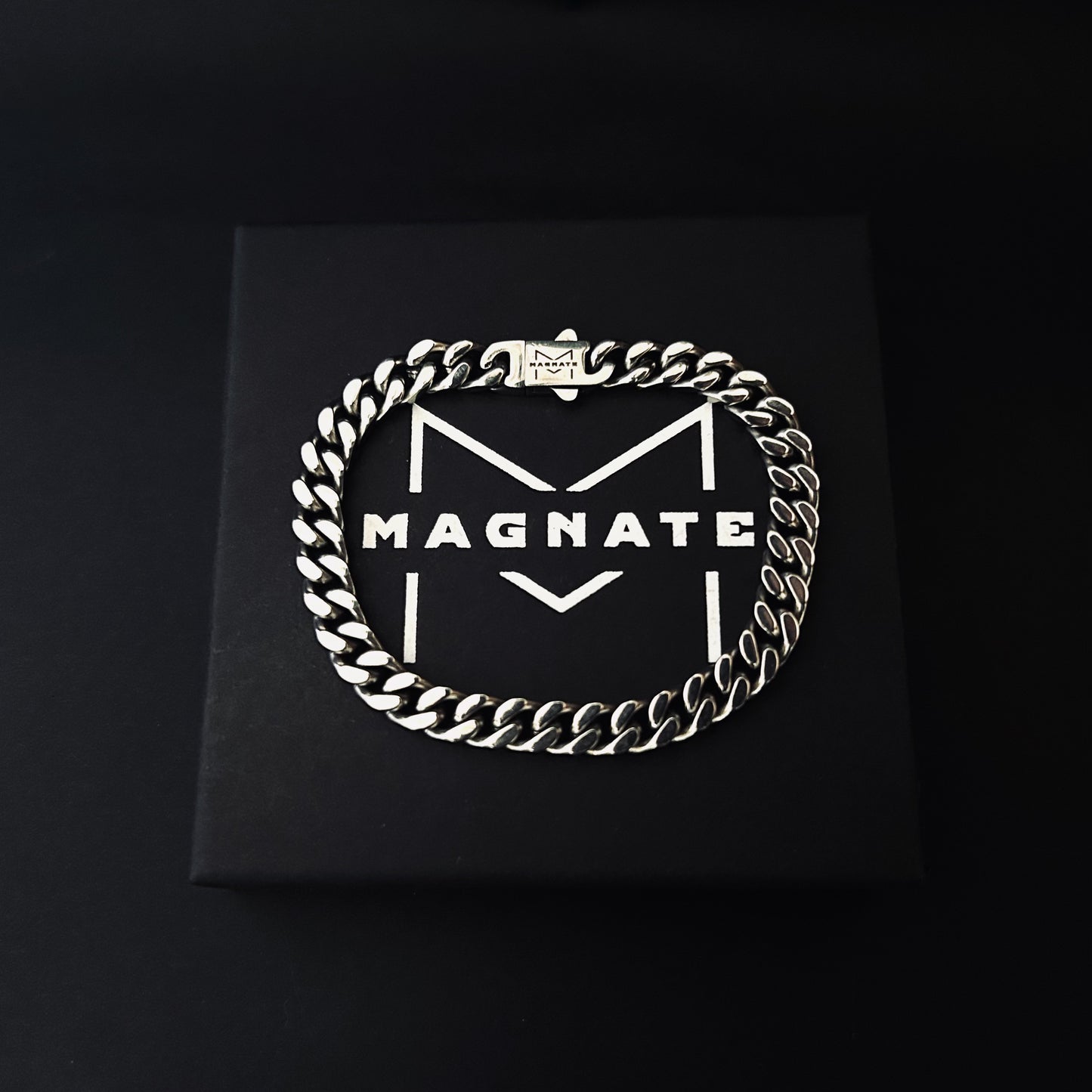 Magnum Link MAGNATE