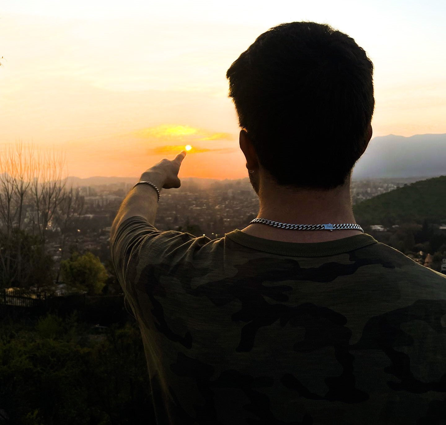 Sunset Chain MAGNATE