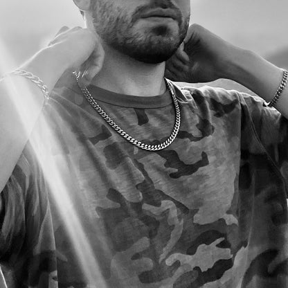 Sunset y Dilbar Chains